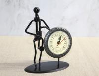 Metal Saatli Saksafon Çalan Müzisyen Alk4335