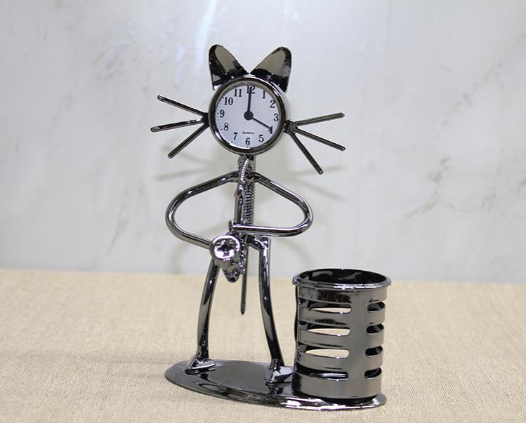 Metal Saksafon Çalan Kedi Müzisyen Saat Ve Kalemlik Alk4343