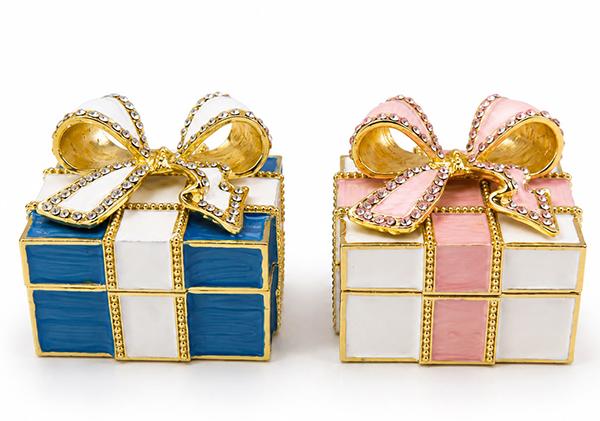 Swarovski Taşlı Dekoratif Hediye Paketi Alk5751