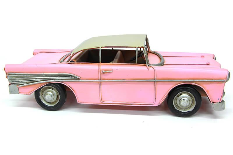 Dekoratif Pembe Metal Klasik Pembe Chevrolet Araba