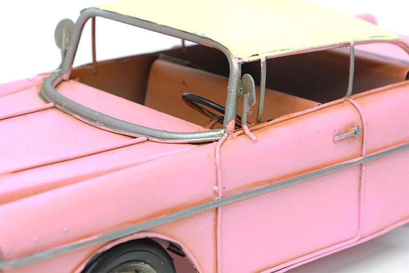 Dekoratif Pembe Metal Klasik Pembe Chevrolet Araba