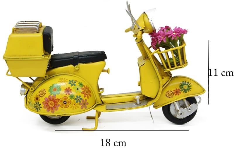 Dekoratif Sarı Metal Çiçek Sepetli Scooter Vintage Tasarım