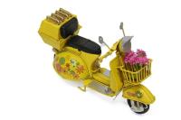 Dekoratif Sarı Metal Çiçek Sepetli Scooter Vintage Tasarım