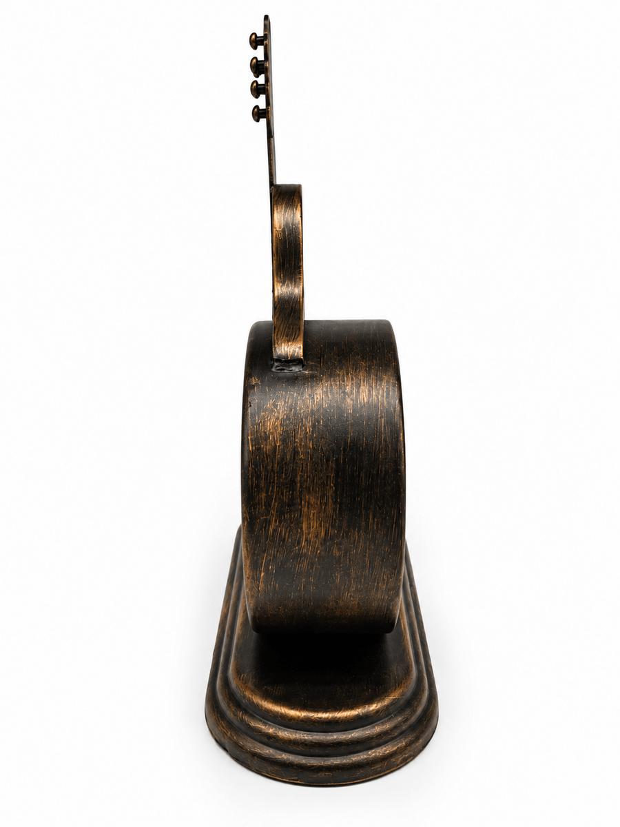 Eskitme Bronz Gitar Tasarımlı Kalemlikli Masa Saati