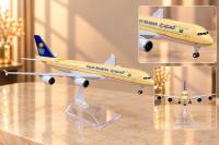 Metal Saudıa Aırlınes Yolcu Uçağı Maketi Standlı Dekoratif  Alk6153