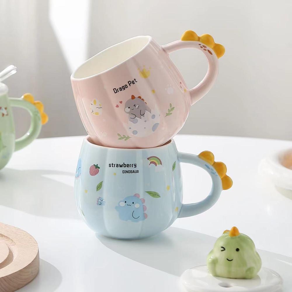 Dinozor Figürlü Kapaklı Kaşıklı Seramik Kupa 400ml