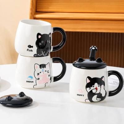 Kedi Figürlü Pati Kaşıklı Kapaklı Seramik Kupa Bardak